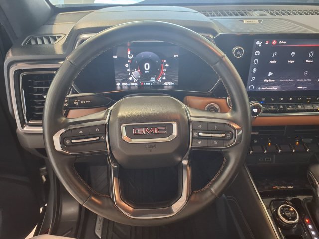 Used 2023 GMC Canyon AT4 w/ AT4 Premium Package AWD/4WD image 9