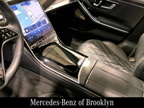 Certified 2023 Mercedes-Benz S 580 4MATIC Sedan image 19