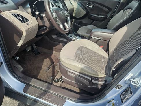 Used 2011 Hyundai Tucson GLS FWD image 11