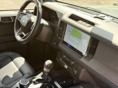 New 2026 Ford Bronco Big Bend AWD/4WD image 9