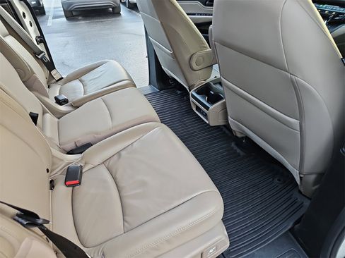 Used 2019 Honda Odyssey EX-L image 11