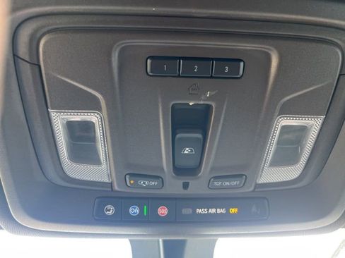 Used 2022 GMC Sierra 2500 SLT image 14