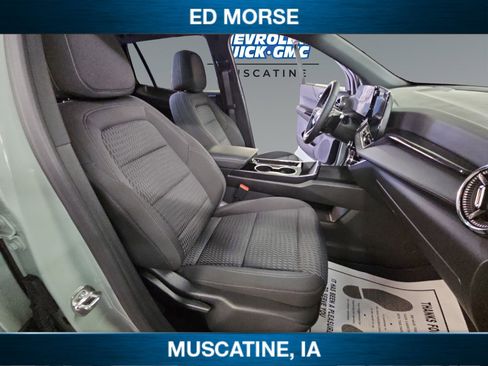 Certified 2025 Chevrolet Equinox LT w/ Safety and Technology Package image 16