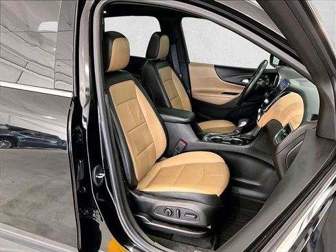 Used 2022 Chevrolet Equinox Premier FWD image 9