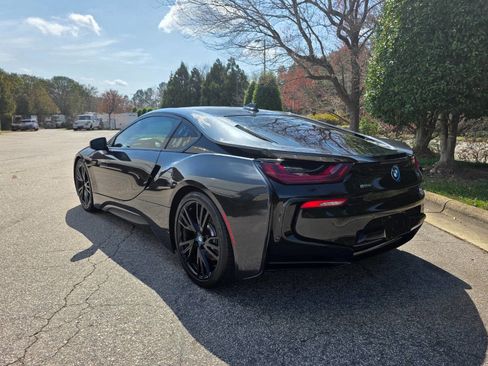Used 2015 BMW i8 image 4