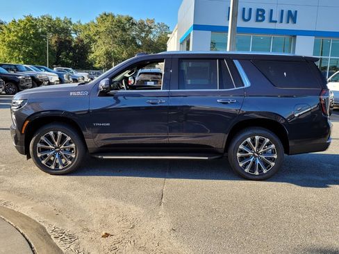 New 2025 Chevrolet Tahoe High Country AWD/4WD image 2