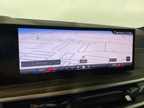 Used 2026 BMW X5 xDrive40i w/ Climate Comfort Package image 19