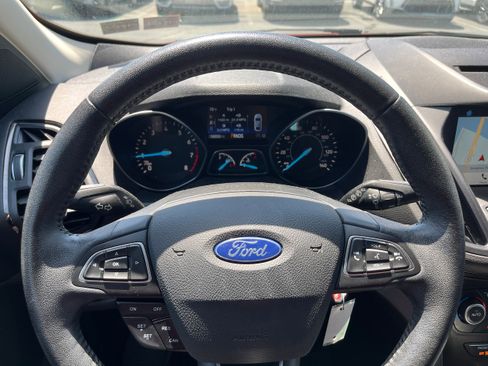 Certified 2018 Ford Escape SEL AWD/4WD image 17
