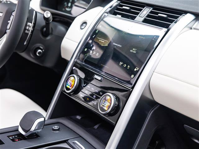 New 2026 Land Rover Discovery Dynamic SE AWD/4WD image 29