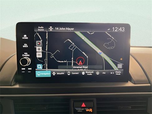 Used 2025 Honda Pilot Elite image 20