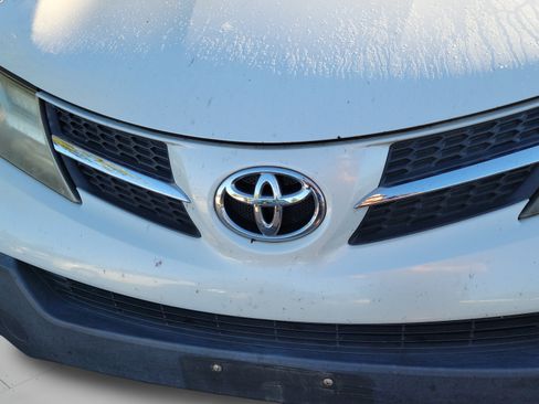 Used 2013 Toyota RAV4 Limited AWD/4WD image 12