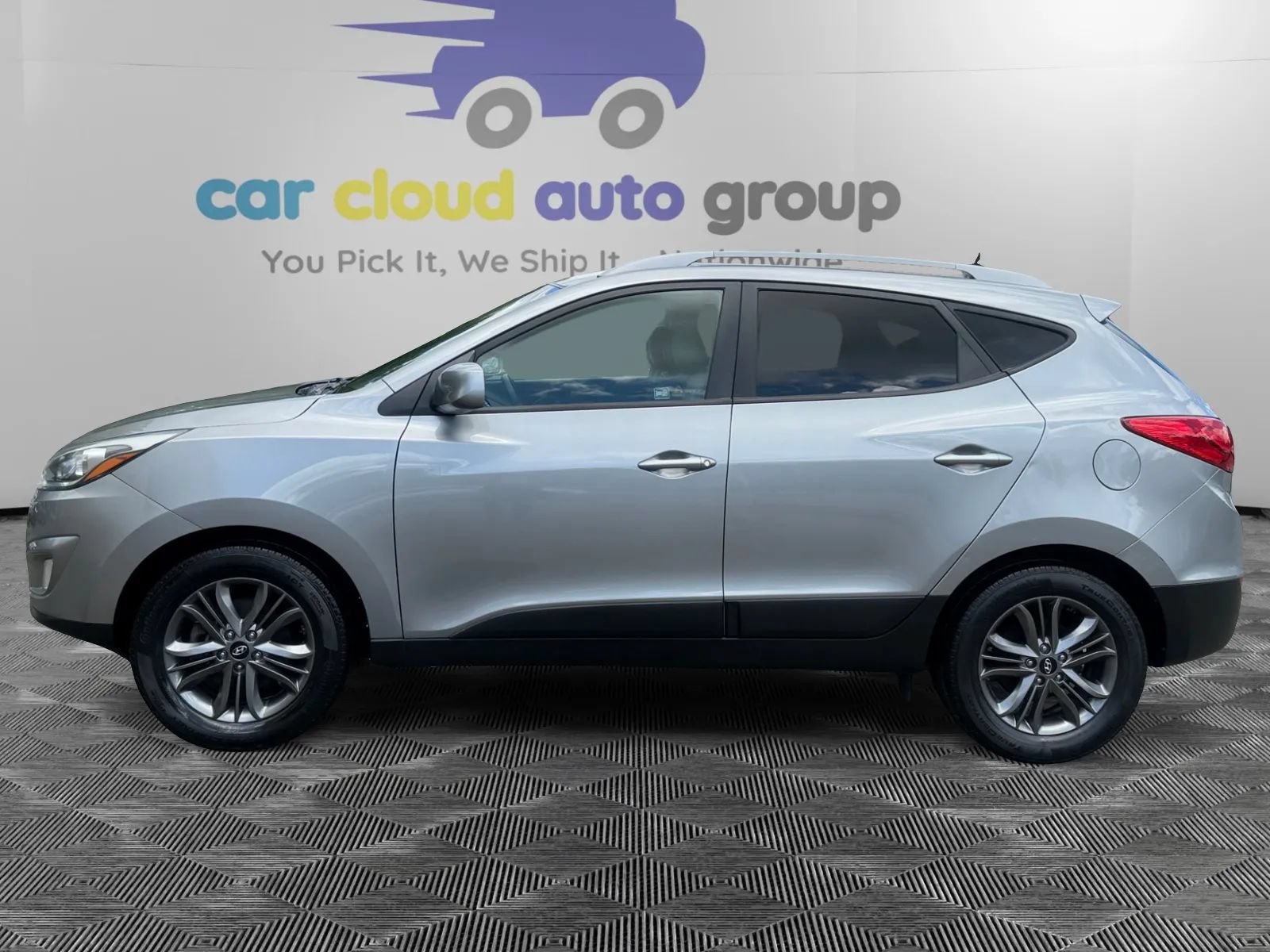 Used 2015 Hyundai Tucson SE AWD/4WD image 2