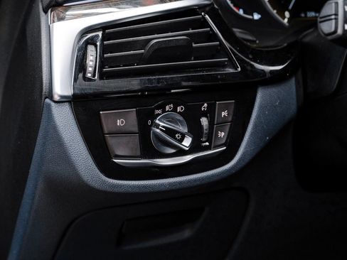 Used 2017 BMW 540i image 29