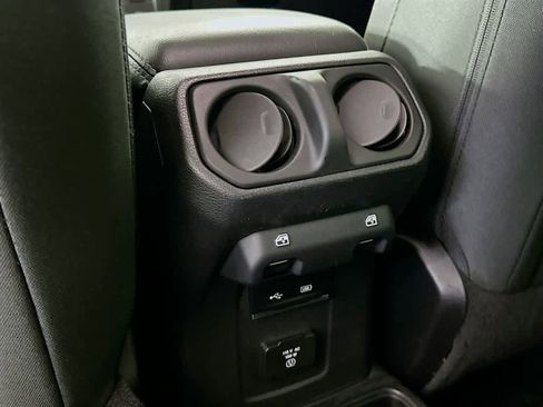 Used 2019 Jeep Wrangler Unlimited Sahara w/ LED Lighting Group image 13