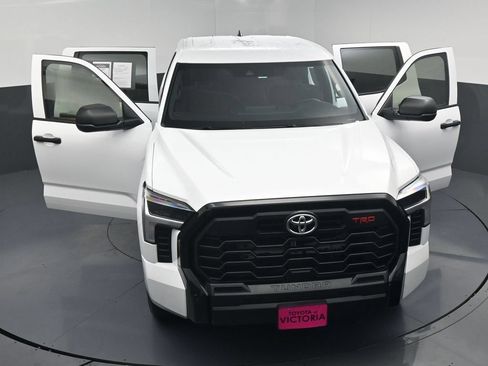 Used 2025 Toyota Tundra SR w/ SR Tow Package AWD/4WD image 25
