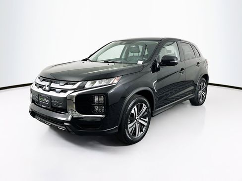 Used 2025 Mitsubishi Outlander Sport SE AWD/4WD image 3