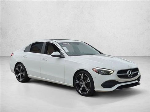 Used 2024 Mercedes-Benz C 300 Sedan image 3