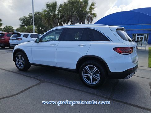 Used 2022 Mercedes-Benz GLC 300 image 3