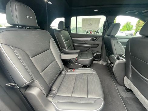 New 2026 Buick Enclave Sport Touring FWD image 27