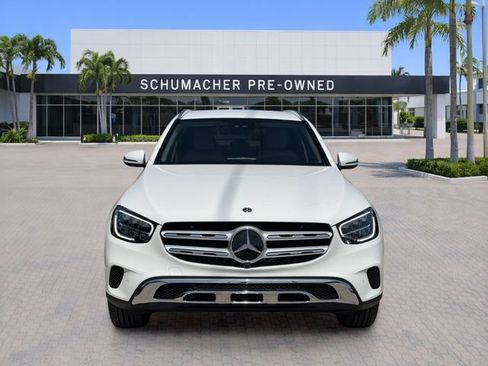 Used 2022 Mercedes-Benz GLC 300 4MATIC image 2