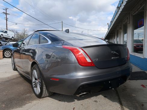 Used 2016 Jaguar XJ Supercharged image 7
