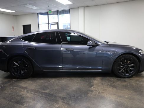 Used 2016 Tesla Model S 90D image 8