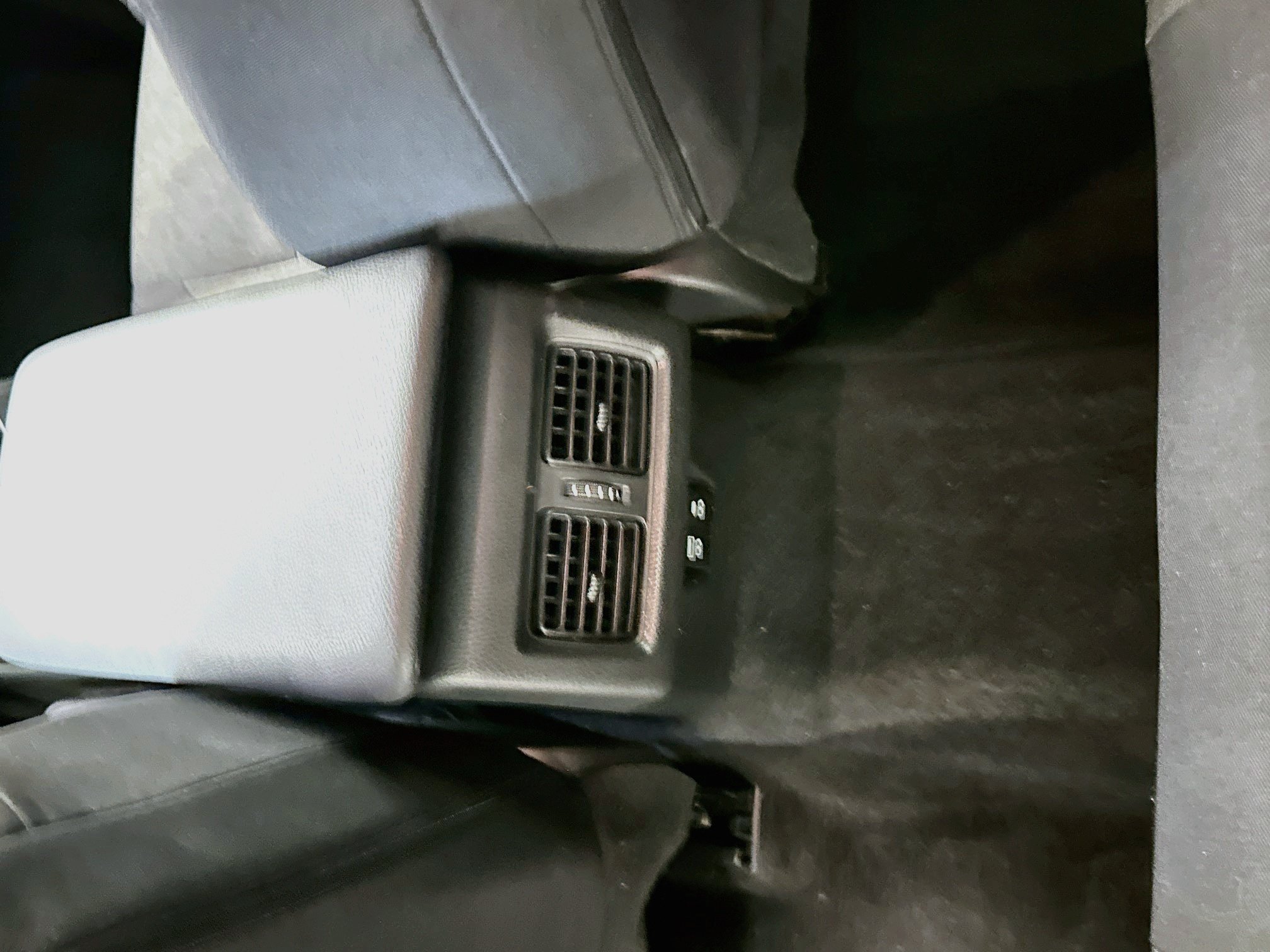 Used 2025 Toyota Camry LE FWD image 27