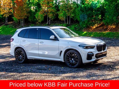 Used 2021 BMW X5 sDrive40i w/ M Sport Package image 11