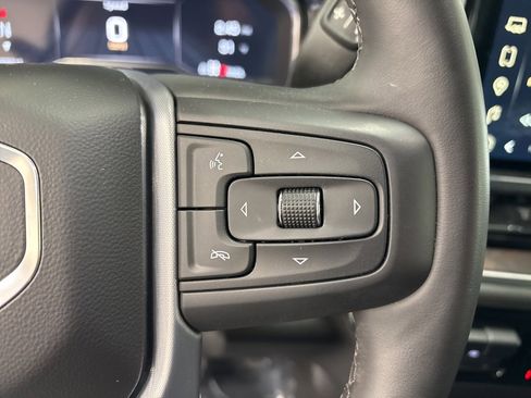 Used 2025 GMC Sierra 2500 SLT w/ SLT Premium Package image 14