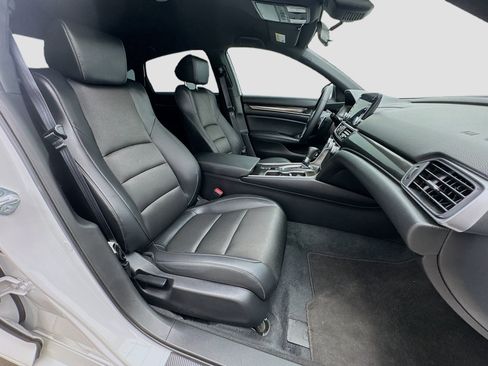 Used 2021 Honda Accord Sport image 19