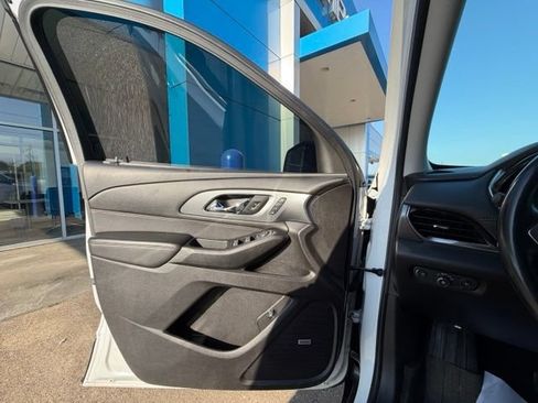 Used 2019 Chevrolet Traverse Premier w/ Redline Edition AWD/4WD image 26