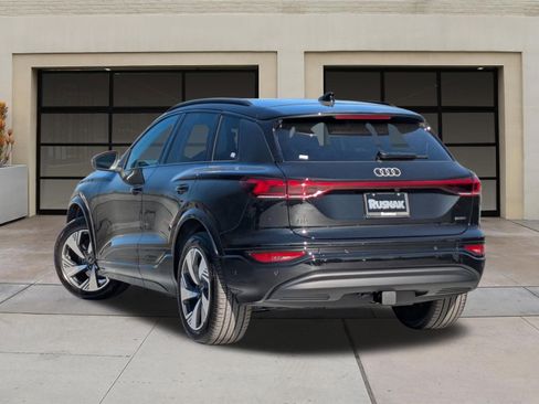 New 2025 Audi Q6 e-tron Premium Plus image 3