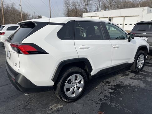 Used 2024 Toyota RAV4 LE image 3