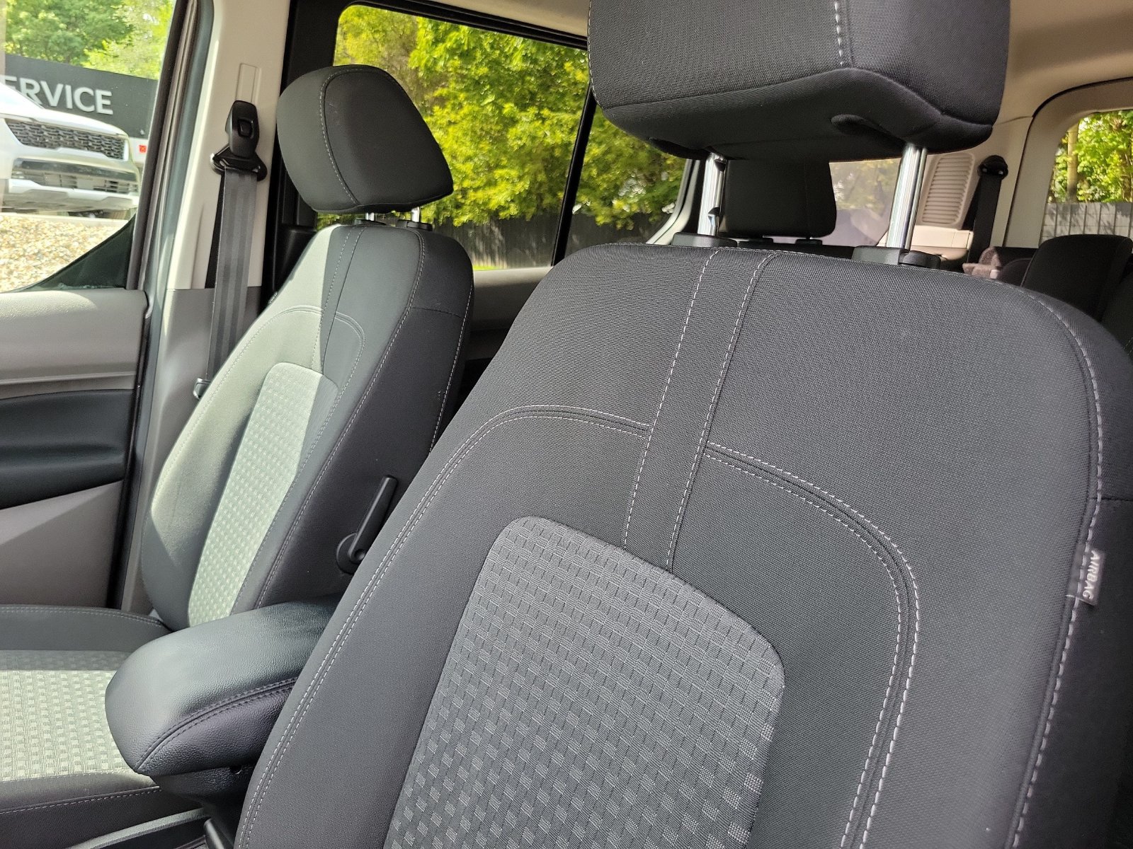 Used 2022 Ford Transit Connect XLT FWD image 12