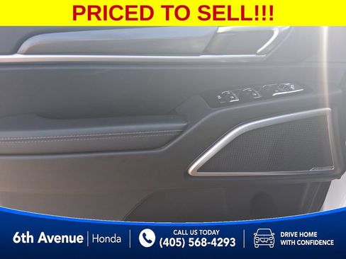 Used 2025 Kia Telluride S AWD/4WD image 11