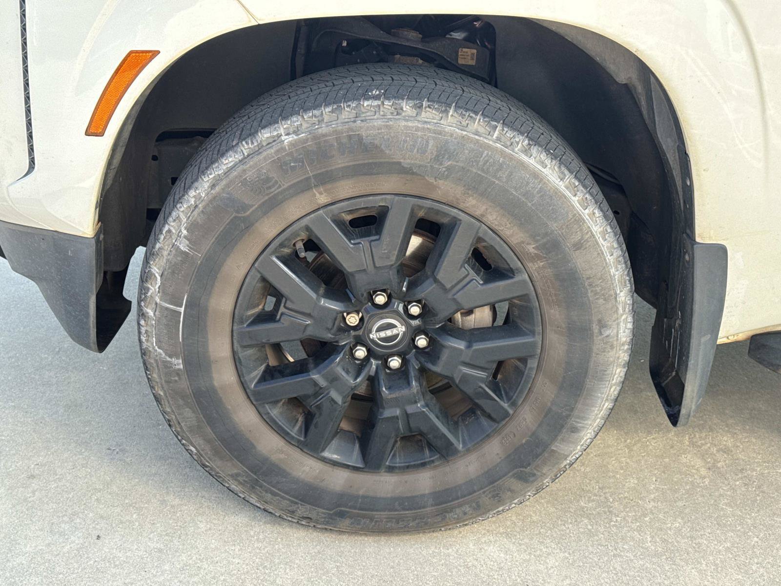 Used 2023 Nissan Frontier SV w/ Midnight Edition Package RWD image 4