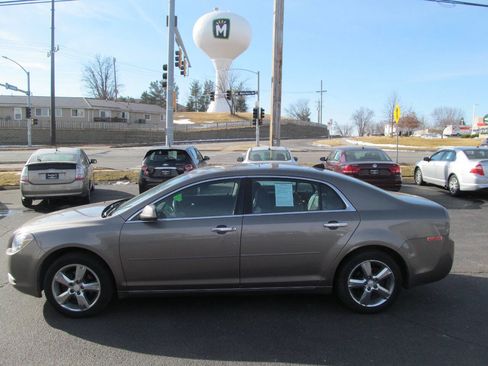 Used 2012 Chevrolet Malibu LT image 2