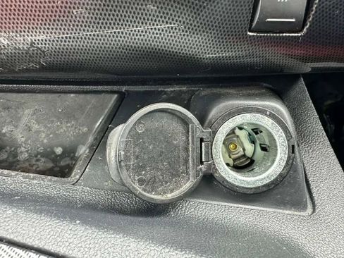 Used 2013 Dodge Challenger SXT Plus image 41