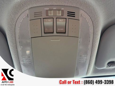 Used 2013 Toyota Corolla S image 27