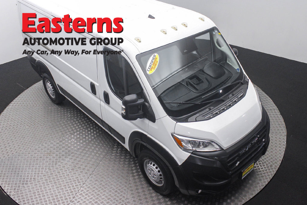 Used 2025 RAM ProMaster 2500 w/ Convenience Group FWD image 4