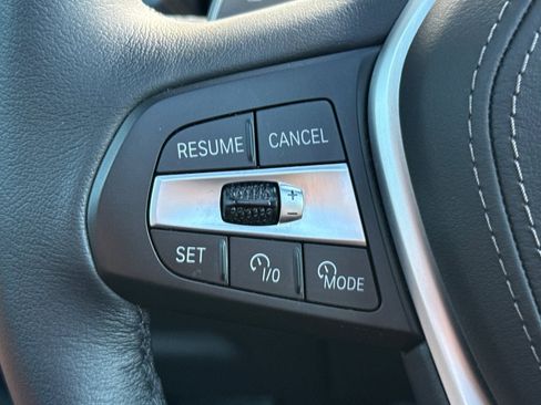 Certified 2024 BMW X5 xDrive50e w/ Premium Package image 29