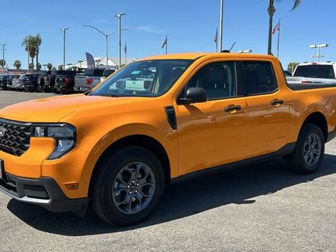 New 2026 Ford Maverick XLT w/ Equipment Group 301A AWD/4WD image 7
