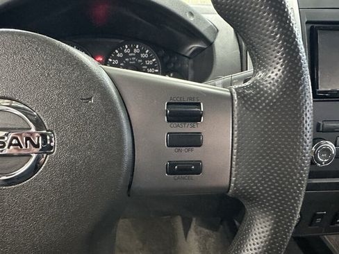 Used 2010 Nissan Xterra Off-Road AWD/4WD image 28