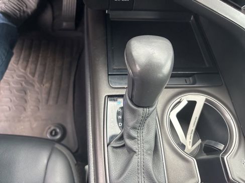 Used 2024 Toyota Camry SE w/ Cold Weather Package FWD image 11