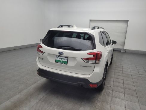 Used 2023 Subaru Forester Premium AWD/4WD image 7