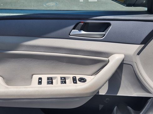 Used 2018 Hyundai Sonata SEL FWD image 18