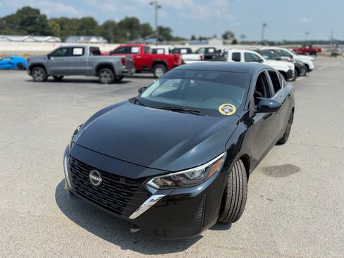 Used 2025 Nissan Sentra S FWD image 15