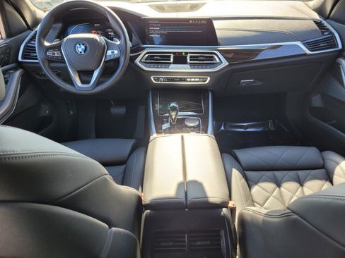 Used 2023 BMW X5 xDrive45e w/ Parking Assistance Package image 13