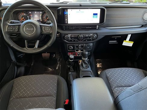 New 2025 Jeep Gladiator Mojave image 7