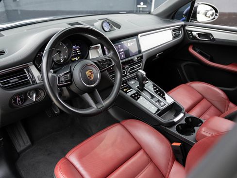 Used 2022 Porsche Macan S image 4